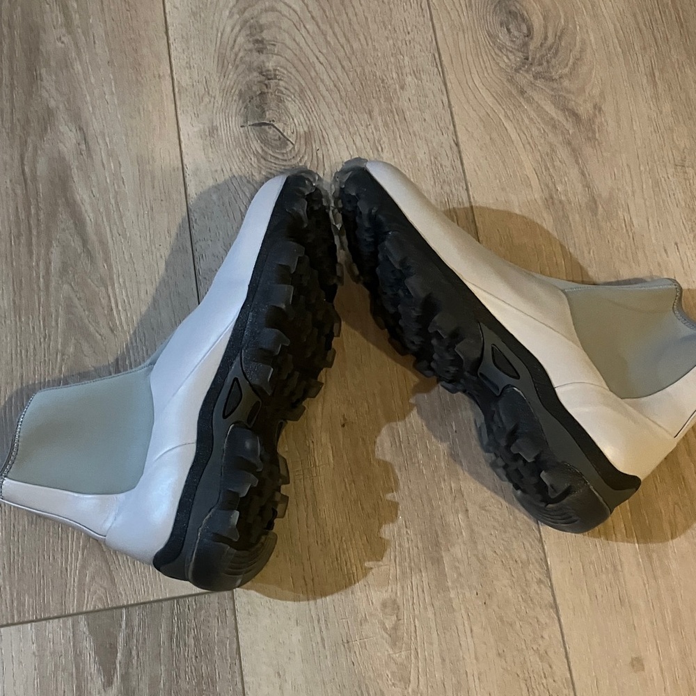 A-COLD-WALL* Gray and White Men's Boots - Picture 4 of 4